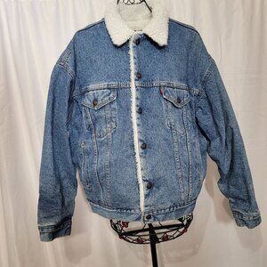 Vintage 1980's Levi's Type 3 Men's Sherpa Lined Blue Denim Trucker Jacket Size L